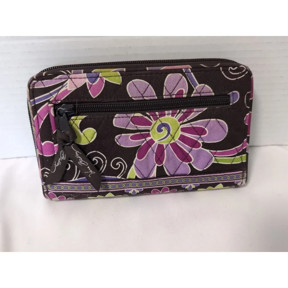 VERA BRADLEY Brown Multi-color Quilted Floral Zip Around Wallet EUC